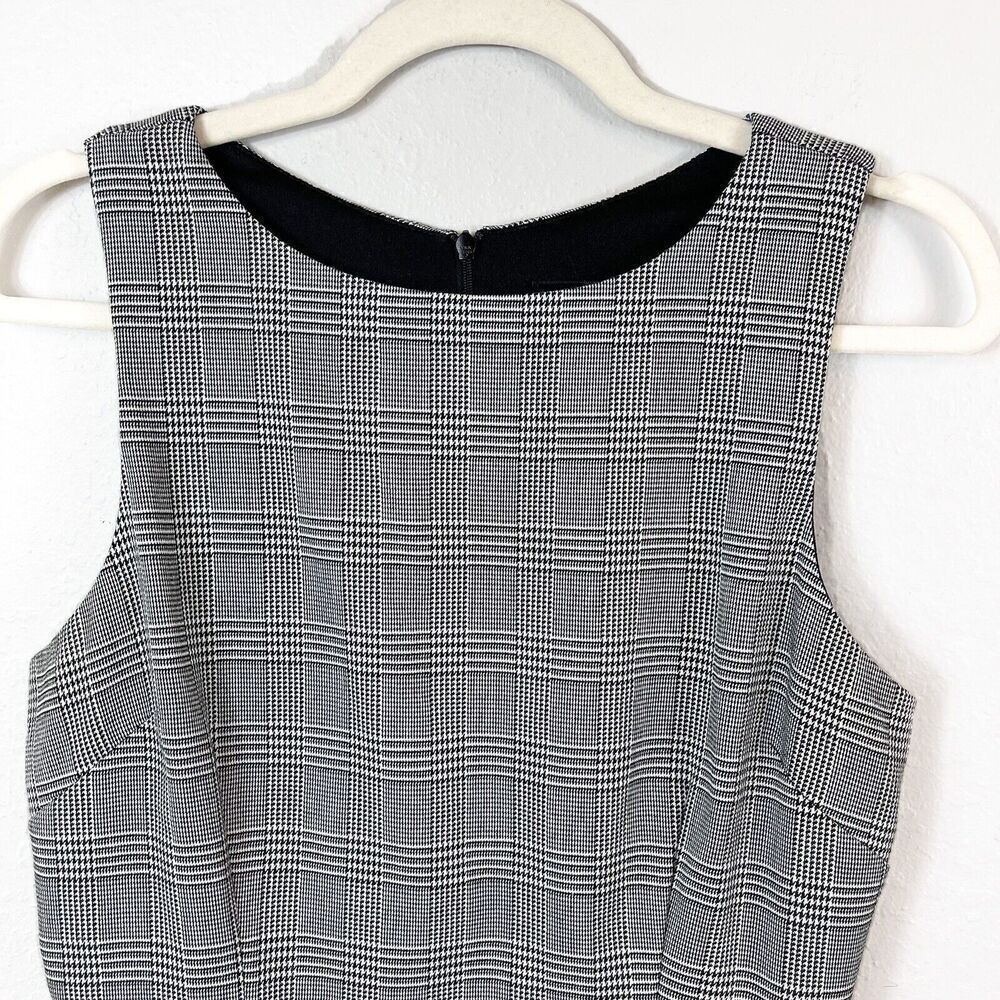 AQUA Black/White Stripped Ruffle Dress Size Large - Picture 3 of 9